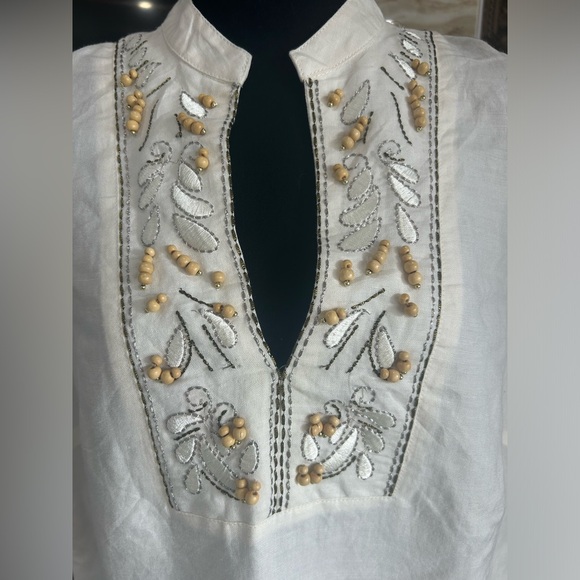 Jennifer Women Ramie/Rayon Blend Embroidered Beaded V-Neckline. Size 18 (138) - Picture 2 of 10